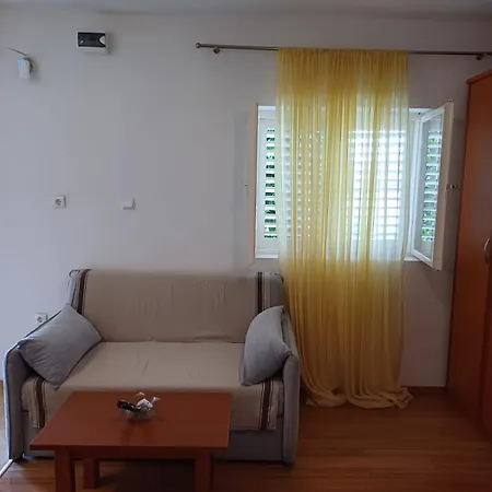 Guest house Anica 3*